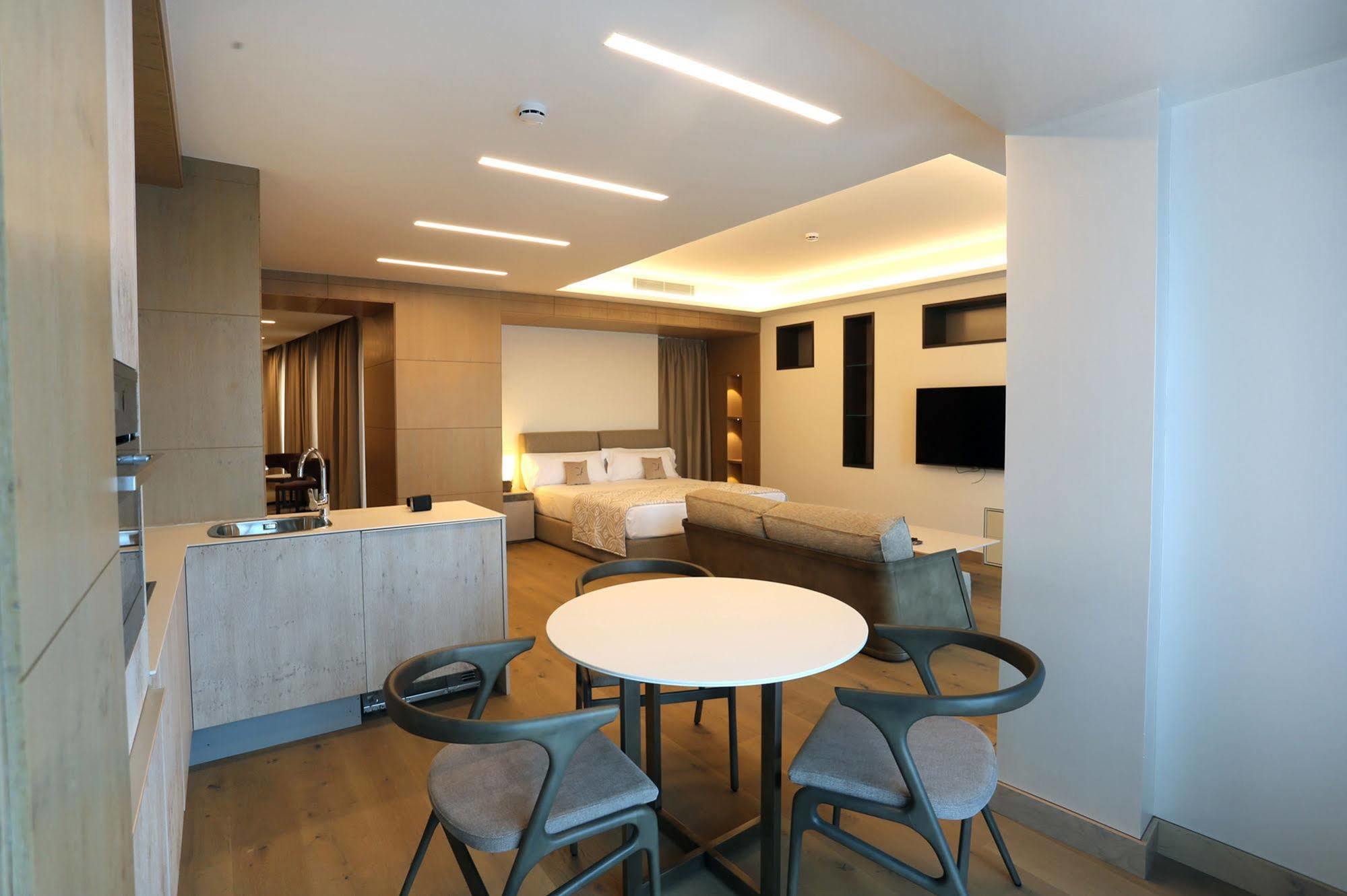 Cosmo Apartments プラヤ・デアロ エクステリア 写真